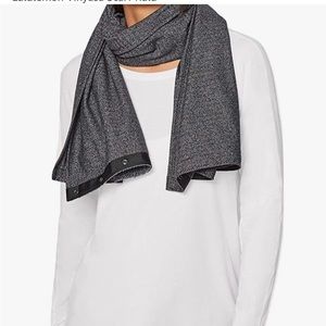 Lululemon Vinyasa Scarf